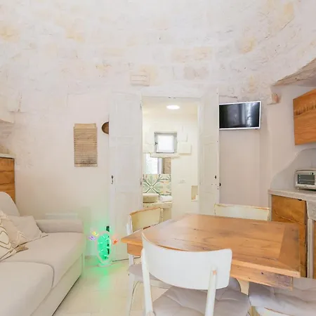 Trullo Del Lazzarone By Wonderful Italy * Fasano