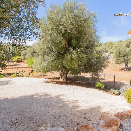 Trullo Del Lazzarone By Wonderful Italy Villa