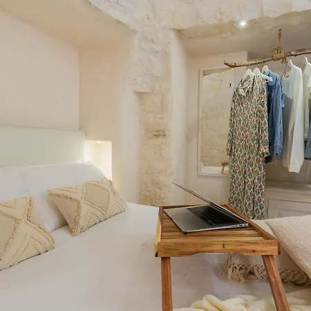 Trullo Del Lazzarone By Wonderful Italy * Fasano